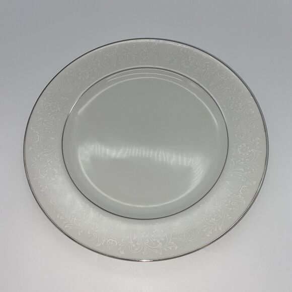 2 Crown Victoria Lovelace China 10.5” Dinner Plates Replacement - Picture 1 of 12